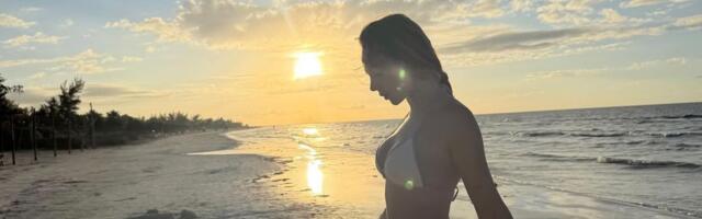 Mbape uhvaćen kako se ljubi sa jednom od najpopularnijih glumica! Navijači Reala očajni /FOTO/