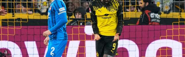 Skandal u Dortmundu: Prvi napadač tima odbio da se rukuje sa Hrvatom zbog izmene