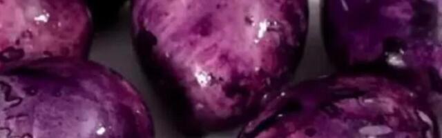 PORED CRVENE, USKRŠNJA JAJA OVE GODINE OFARBAJTE I U LJUBIČASTU BOJU! Kad čujete razlog, nećete se dvoumiti