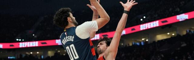 Tristan Vukčević ubacio 14 poena Lejkersima i video tripl-dabl Lebrona