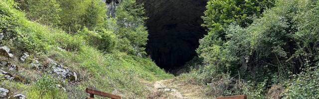 Prerast - čudo prirode na 900 metara nadmorske visine u zlatiborskom selu Dobroselica
