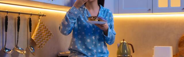 Da li kasna večera i teška hrana utiču na kvalitet sna više nego što mislimo? Evo šta kažu naučnici