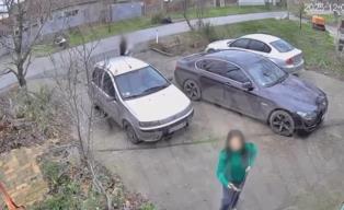 TROJICA KINEZA OSTAJU IZA REŠETAKA: Osumnjičenima za otmicu i napastvovanje dve devojke određen pritvor - preti im više od 10 godina robije