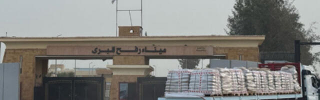 За четири дана од када је отворен прелаз Рафа, у Египат ушло 98 особа