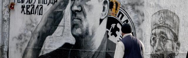 N. Jevrić: Dame u crnom ponovo jašu