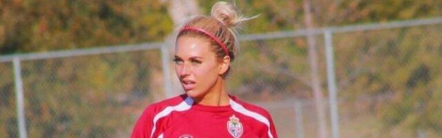 BILA JE REPREZENTATIVKA KANADE: Batalila je fudbal i posvetila se novom pozivu - glavni klijenti su joj poznata imena svetskog fudbala! (FOTO GALERIJA)