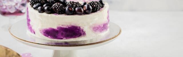 Sladoled torta od kupina + recept za lemon curd