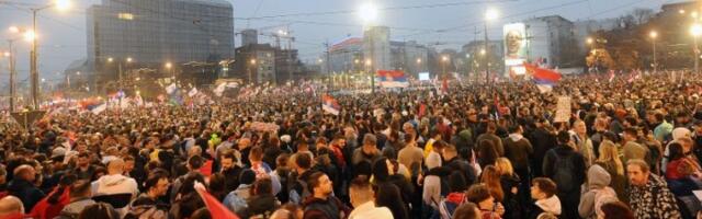 Ruski politikolog: Upotreba zvučnog topa korak očaja srpskih vlasti