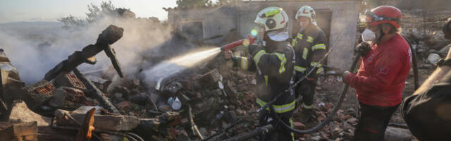 TRAJALO JE DUGO I OSETILO SE SNAŽNO! Razoran zemljotres pogodio Tursku