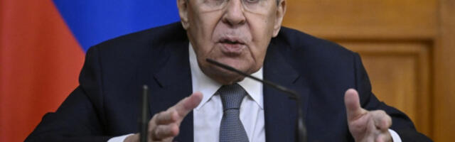 Лавров: Нема национализације НИС-а без обостране сагласности