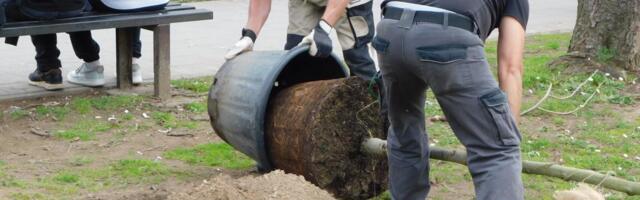 OSAM SADNICA OD OSAM RAZREDA: Gest maturanata lozničke Tehničke škole (FOTO)