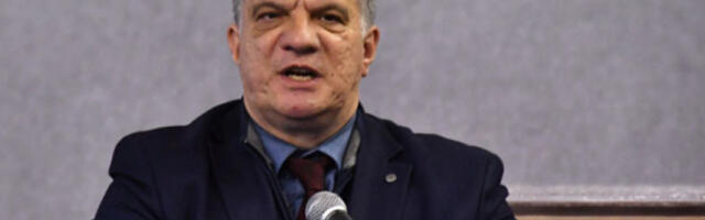 Станковић у Кули: Обавезу да брину о школама имају и локалне самоуправе и институције