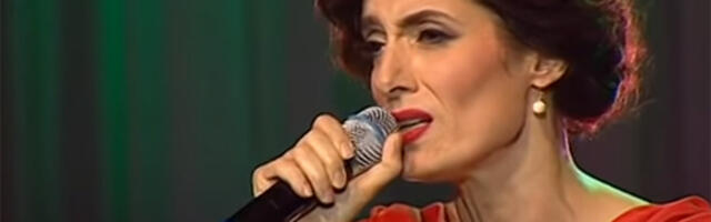 Godinama se predstavlja kao Doris Dragović, a to nije njeno pravo ime i prezime: Evo šta piše u dokumentima