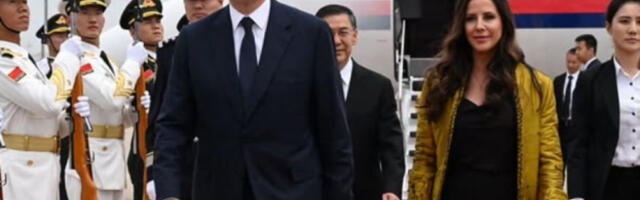 "SLETEO SAM U PEKING SA OSEĆAJEM VELIKE ODGOVORNOSTI" Oglasio se predsednik Vučić: Imaću priliku da razgovaram sa predsednikom Si Đinpingom, iskrenim prijateljem Srbije! (FOTO)