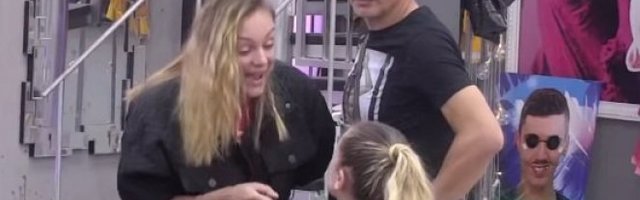 MRTVA SI ZA MENE! Anabela ucenjivala Lunu, pa joj pretila da će je se odreći! (Video)