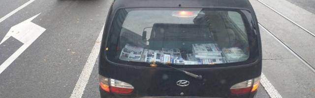 Vozilom Gradske čistoće prevoze SNS materijal (FOTO)