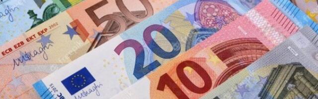 U JANUARU STIŽE DO 20.000 DINARA NA RAČUNE GRAĐANA! Proverite da li ste na spisku!