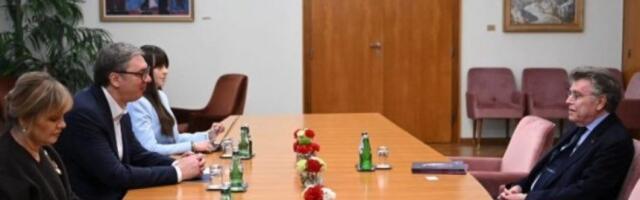 GEOPOLITIČKI SUSRET U BEOGRADU: Vučić i uticajni francuski ekspert razgovarali o budućnosti Evrope i mestu Srbije u novom svetskom poretku (FOTO)