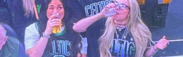 Čuvena sportistkinja se pojavila na NBA utakmici, a ono što je uradila sa pivom je bacilo publiku u trans