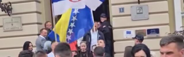 Drama na mrežama zbog svadbe u Kruševcu: Svatovi iz Bosne napravili šou sa zastavama, internet gori: „Za ograničene ništa nije normalno!“