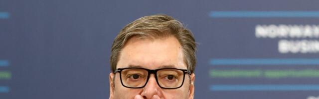 Fajnenšel tajms piše: Vučić, Trampov saveznik, želi da oponaša Putina kako bi ostao na vlasti