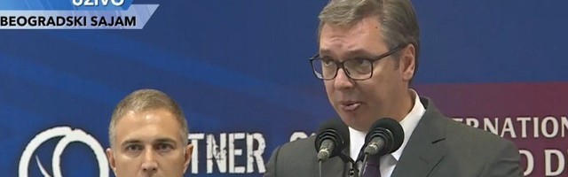 "Jadan ja, o meni samo negativno": Vučić ne da Stefanoviću da pisne!