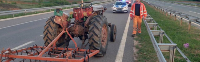 VEROVALI ILI NE Traktorom vozio suprotnom stranom auto-puta?! (FOTO)