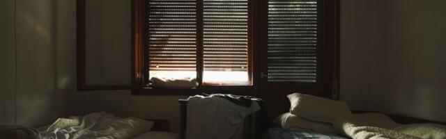 Stan od 5 kvadrata plaćao 800 evra! Ljudi moji, pa ovo je zatvorska ćelija (VIDEO)