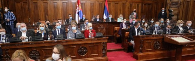 Nova Vlada položila zakletvu pred poslanicima Skupštine Srbije