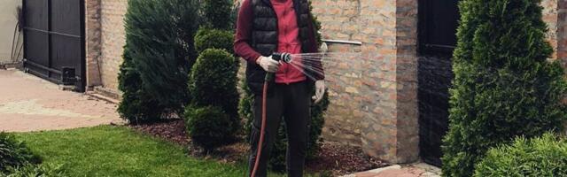 Sin estradnog para bio najbolji student pa radio za 285 evra u prodavnici: Pevačica tada pucala od ponosa