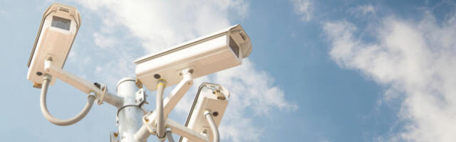 KREĆE DIGITALNI LOV NA VOZAČE, NEMA VIŠE BAHATOSTI NA SRPSKIM PUTEVIMA! Kamere hvataju SVE, paprene kazne i alko-brave