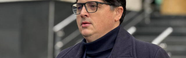 &quot;POMOZITE DA VRATIMO OTETO PRAVOSUĐE U RUKE ČESTITIM NOSIOCIMA PRAVOSUDNIH FUNKCIJA&quot; Mrdić nakon što je podneo krivične prijave protiv dve sudije