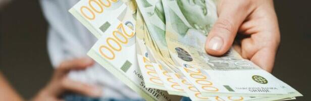 Razbijena kriminalna grupa u Novom Pazaru: mesecima ucjenjivali bračni par i iznudili 97.000 evra