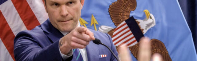 Хегсет: Једино што спречава пролаз кроз Ормуз јесте то што Иран пуца на бродове