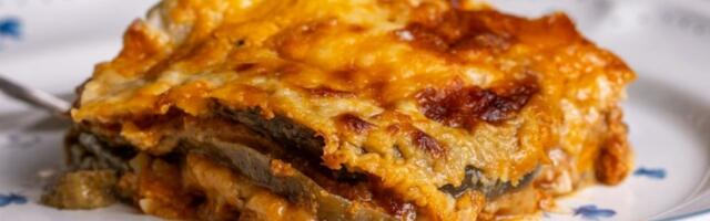 Posna musaka sa pečurkama i pirinčem: Domaće jelo koje zasiti i miriše na tradiciju