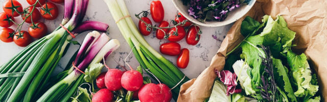 Rotkvice na novi način: Salata sa finim dresingom i orasima (RECEPT)