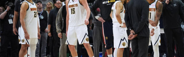 HAOS NA MEČU DENVERA! Jokić se zaleteo na igrača Minesote i započeo kavgu posle poniženja Nagetsa u Minesoti! (VIDEO)