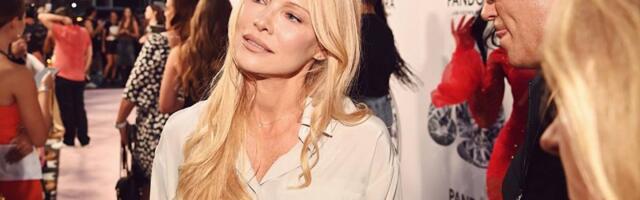 Oženio se sin Pamele Anderson: Glumica osmislila haljinu za snajku, a sin je zamolio da ispoštuje jednu stvar
