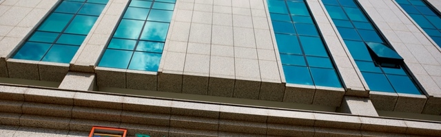 Banca Intesa počela da prima zahteve za kredite iz državnog garantnog programa