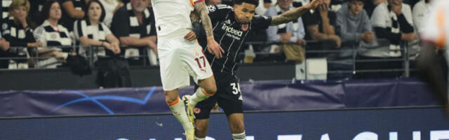 LIGA ŠAMPIONA Golovi padaju samo u Frankfurtu, Vanja Milinković Savić blista na golu Napolija (VIDEO)