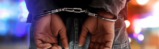 U Novom Pazaru tokom policijske kontrole uhapšen begunac s poternice: Pronađeno oružje i droga