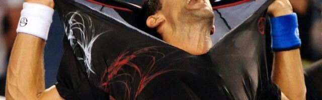 Reket kojim je Novak Đoković pobedio Nadala u najdužem finalu u istoriji Australijan opena ide na aukciju!