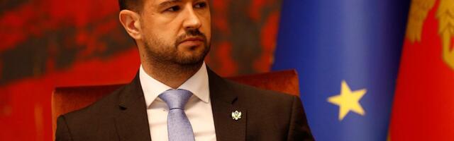 MILATOVIĆ TRAŽI HITAN POVRATAK PREVLAKE: Rt Oštro mora biti crnogorski, tvrđava iz 19. veka ključna za odbranu Boke!
