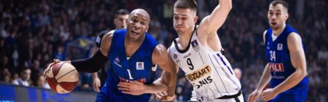 Poluvreme: Partizan se muči u napadu, zaostaje 10 poena