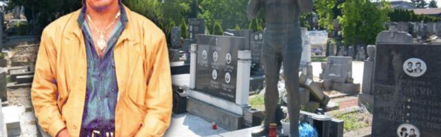 LJUBA ZEMUNAC ROBIJAO UMESTO POZNATOG PEVAČA ZBOG SILOVANJA! Otkrivena tajna duga četiri decenije! Ako udarite glavom u rukavicu na njegovom spomeniku - postaćete OPASAN MOMAK!