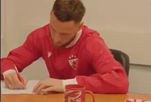 BIVŠI KAPITEN ZVEZDE BRUTALNO ISPROZIVAO GROBARE! Pročitao pismo Arnautovića, pa zapalio mreže: Bolje ti, nego glupi...