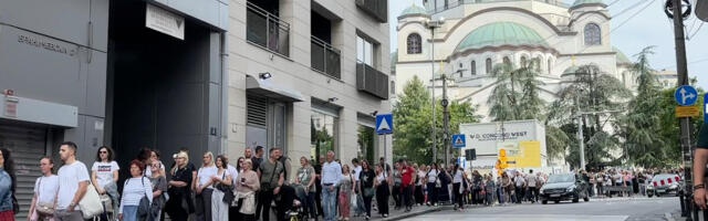 "DEČACI MOGU UVEK DA VIDE BOGORODIČIN POJAS, A MI SAD ILI NIKAD" Devojčica podigla buru: "ISPRALI JOJ MOZAK"