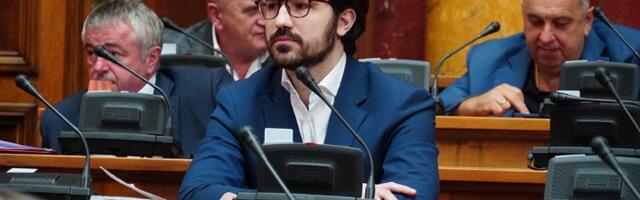 Slobin unuk disciplinovao Rističevića: Pokažite malo dostojanstva (VIDEO)