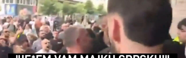 JEL OVI MISLE DA SMO SVI KRASTAVCI?! Blokader nas ubeđuje da su "studenti iz Pazara zapalili iskru ljubavi u Srbiji", a psovali majku srpsku i Isusa!