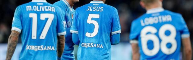 POKER NAPOLIJA NA "MARADONI" Kremonezeu se smeši Serija B